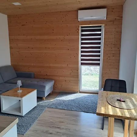 Domecek Sara 度假居 *